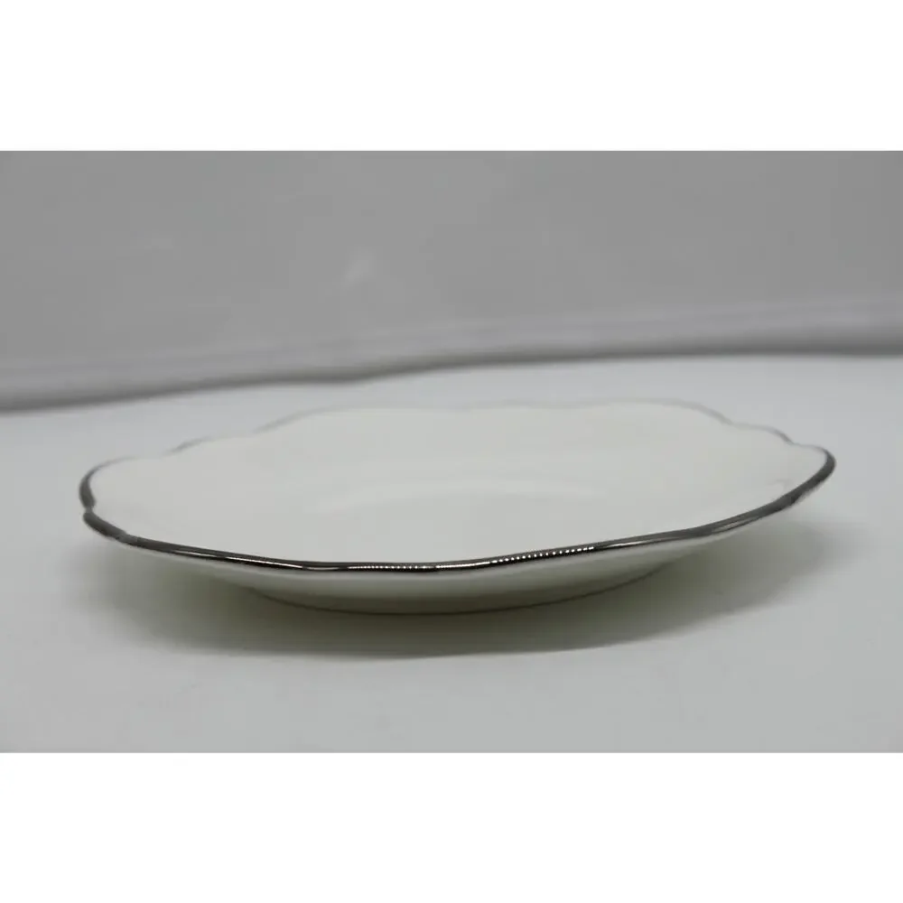 NWT Mikasa Bone Fine China Platinum‎ Halo Wellington Canape 5.5